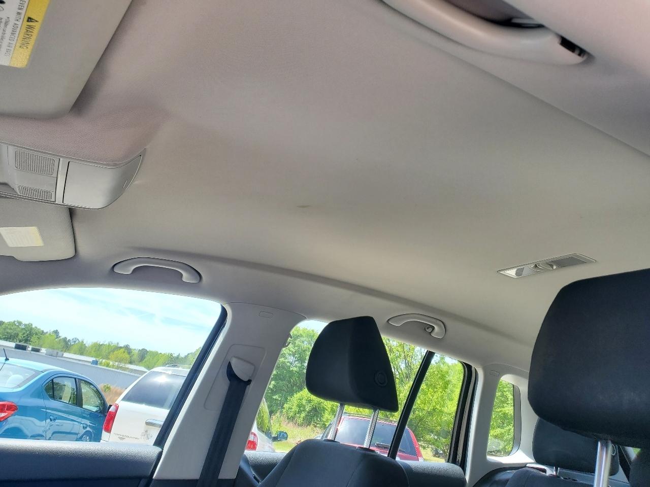 Volkswagen Tiguan 2.0T FWD 2014