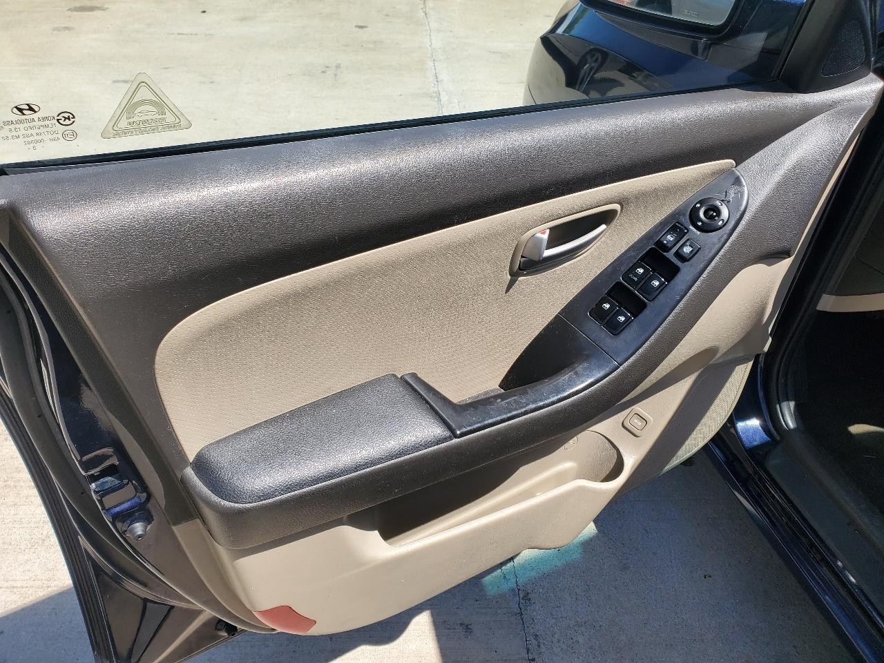 Hyundai Elantra GLS 2009