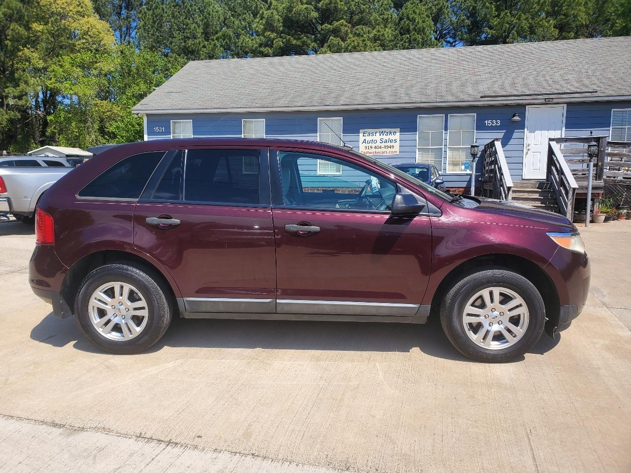 Ford Edge SE FWD 2011