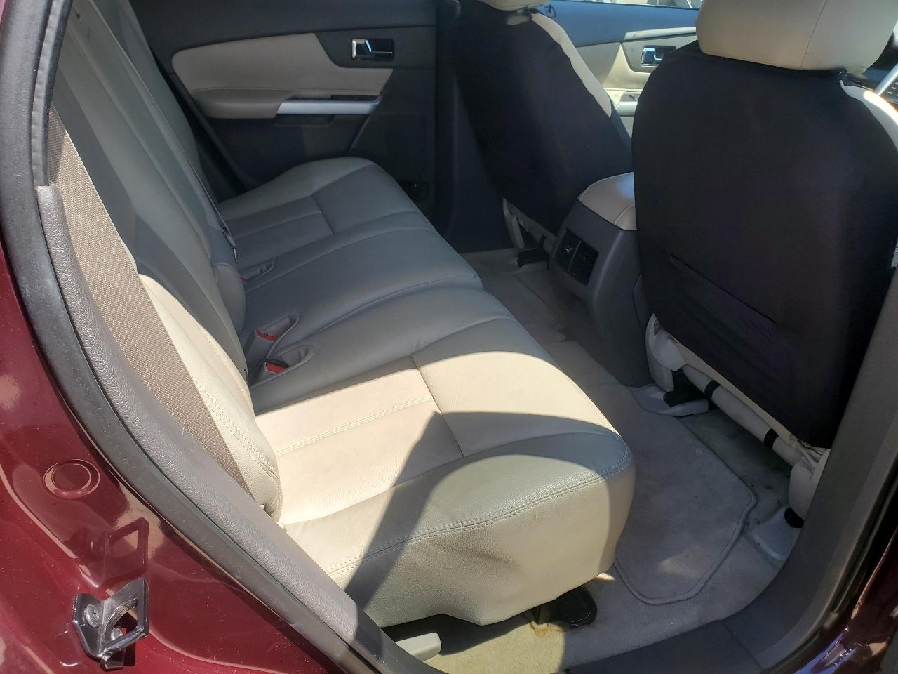 Ford Edge SE FWD 2011