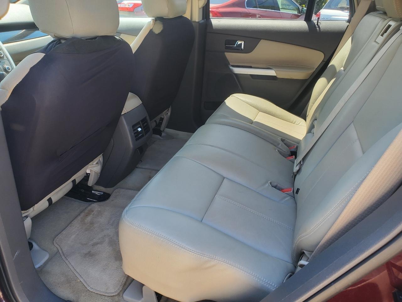 Ford Edge SE FWD 2011