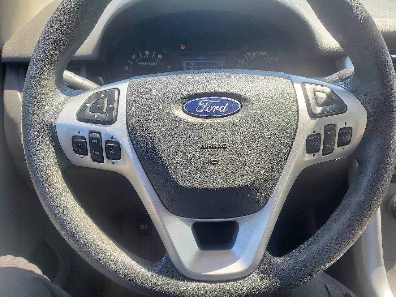 Ford Edge SE FWD 2011