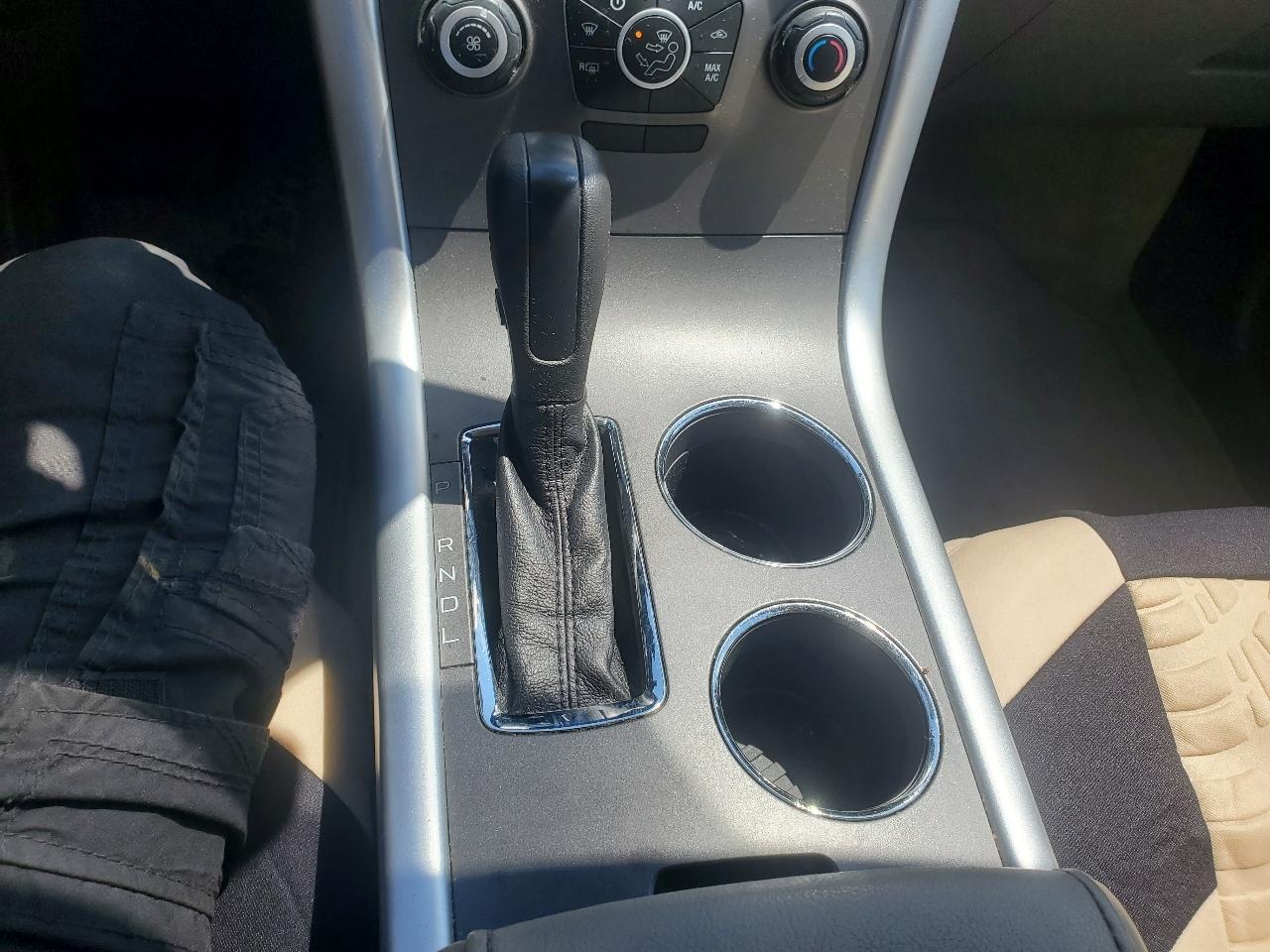 Ford Edge SE FWD 2011