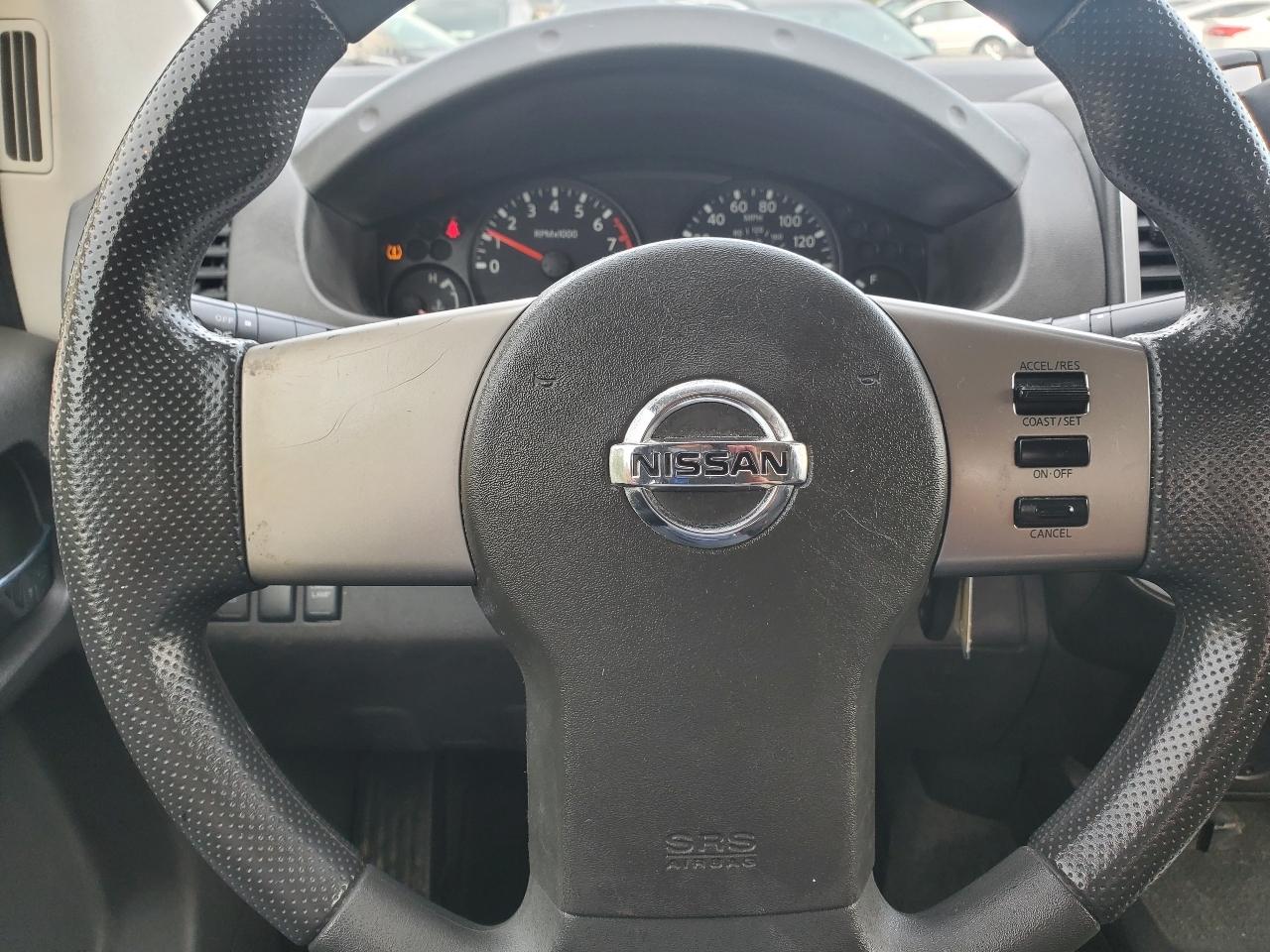 Nissan Frontier SE King Cab V6 2WD 2009