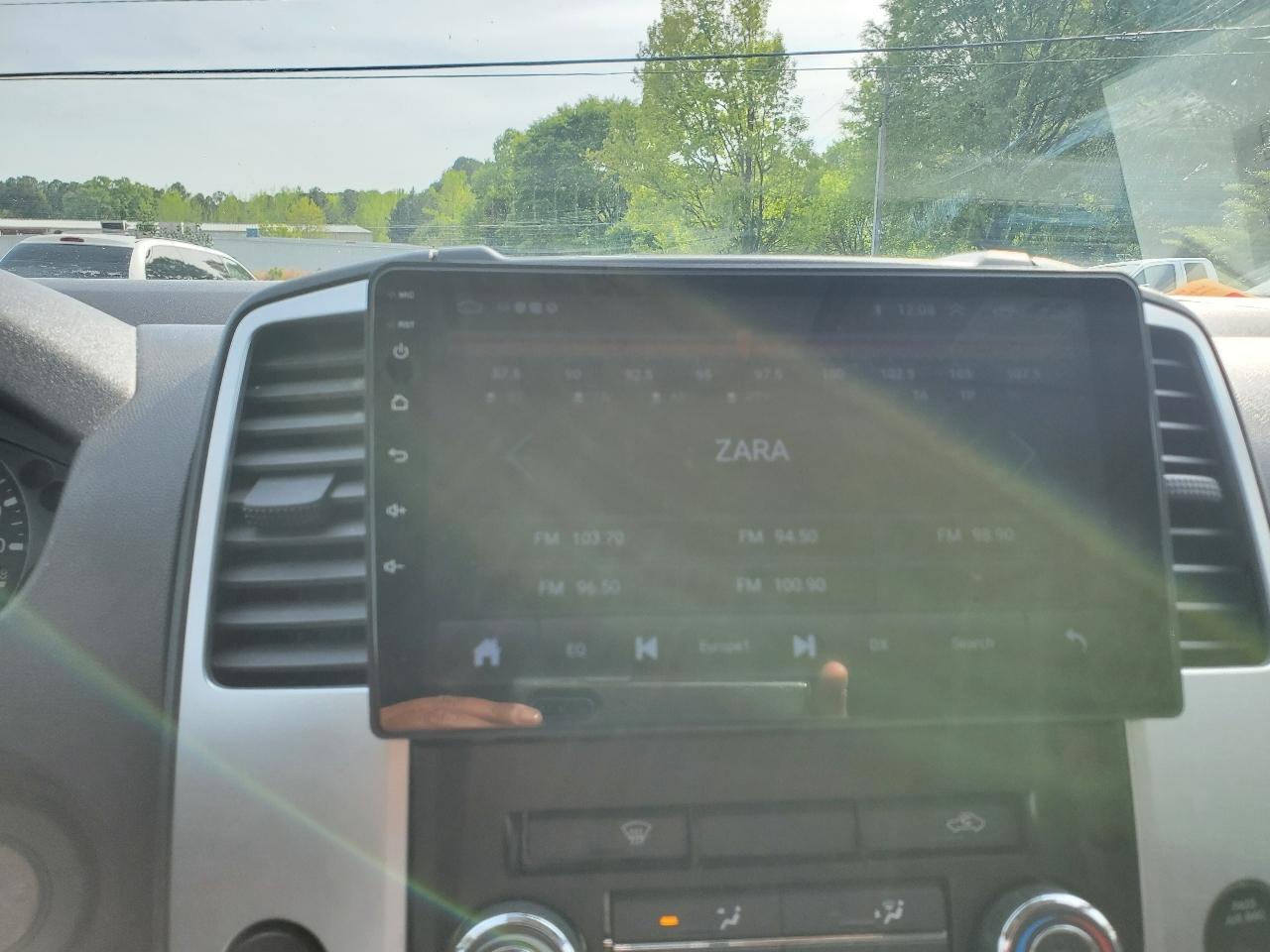 Nissan Frontier SE King Cab V6 2WD 2009