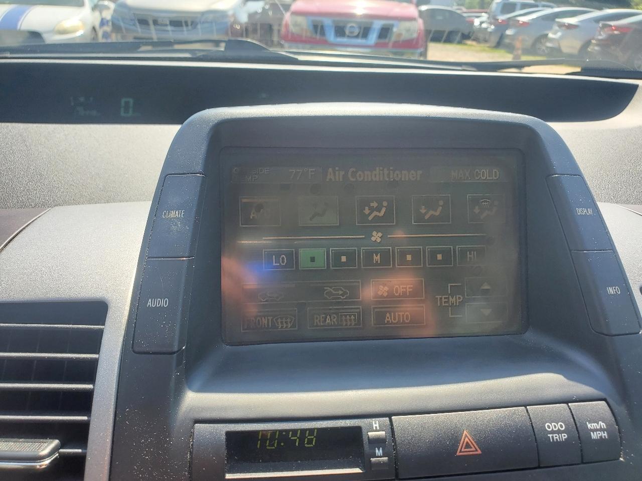 Toyota Prius 4-Door Liftback 2004