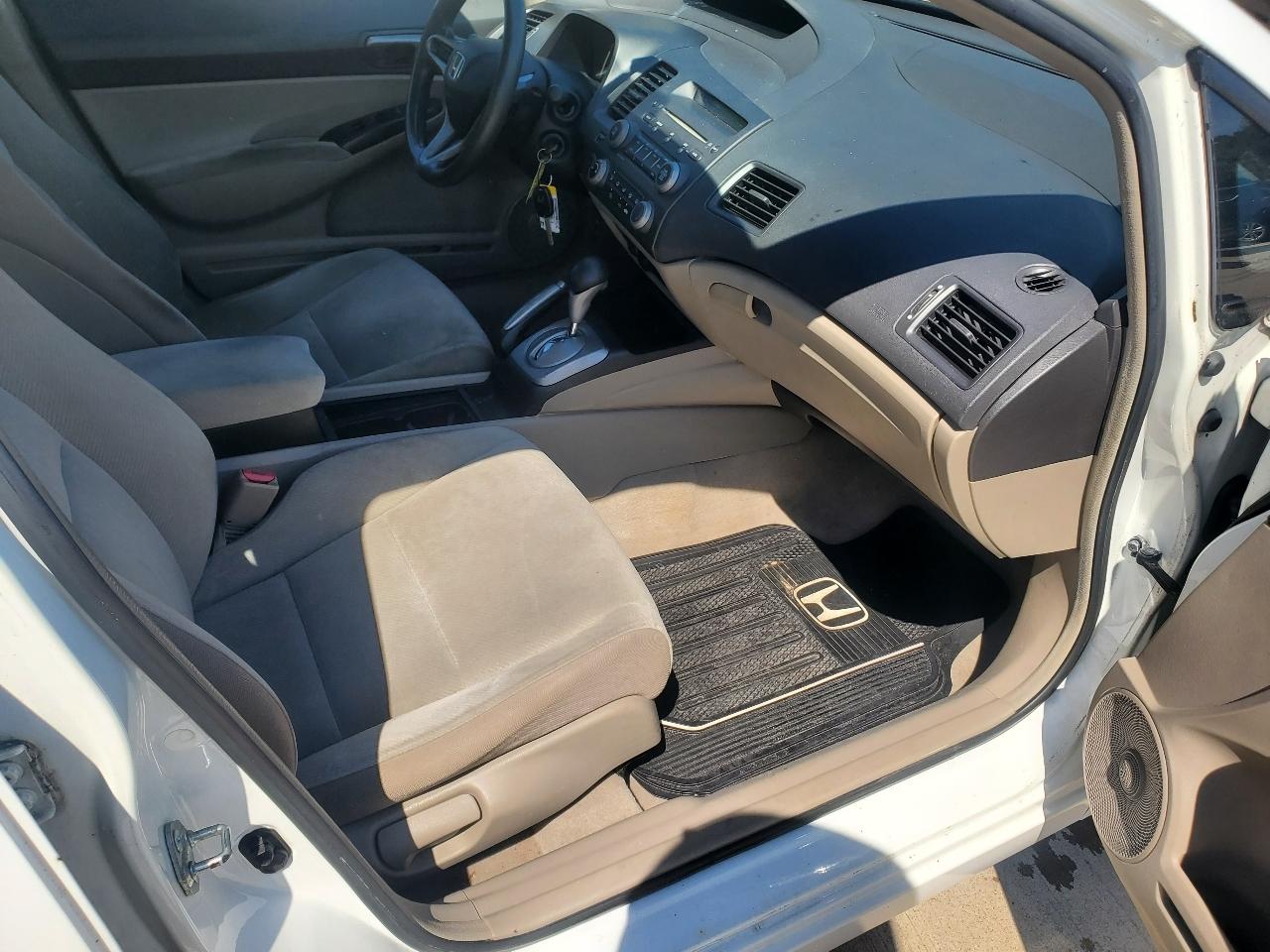 Honda Civic LX Sedan AT 2010