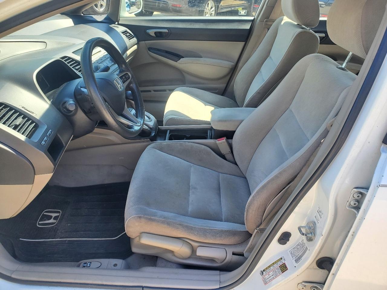 Honda Civic LX Sedan AT 2010