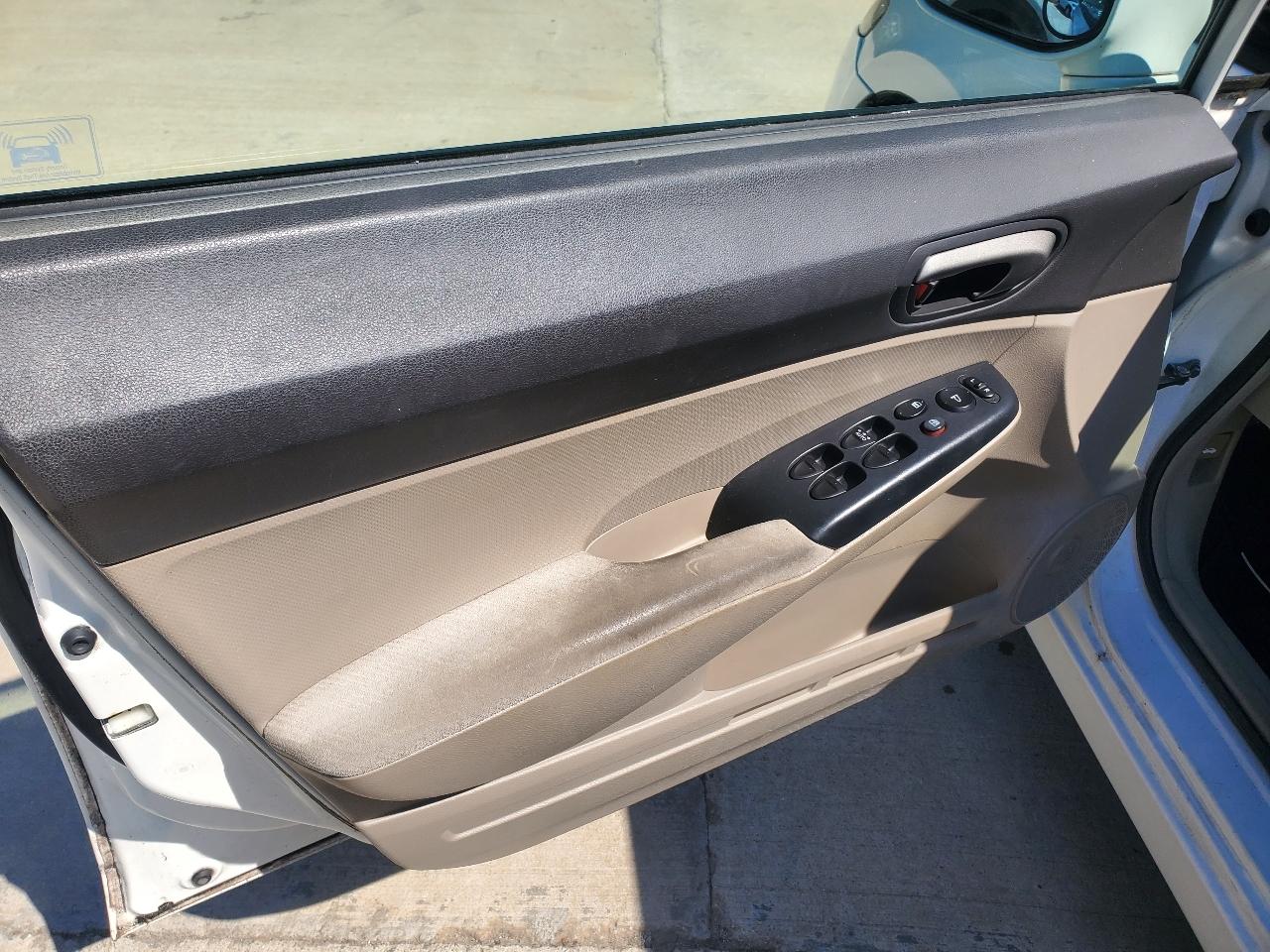 Honda Civic LX Sedan AT 2010