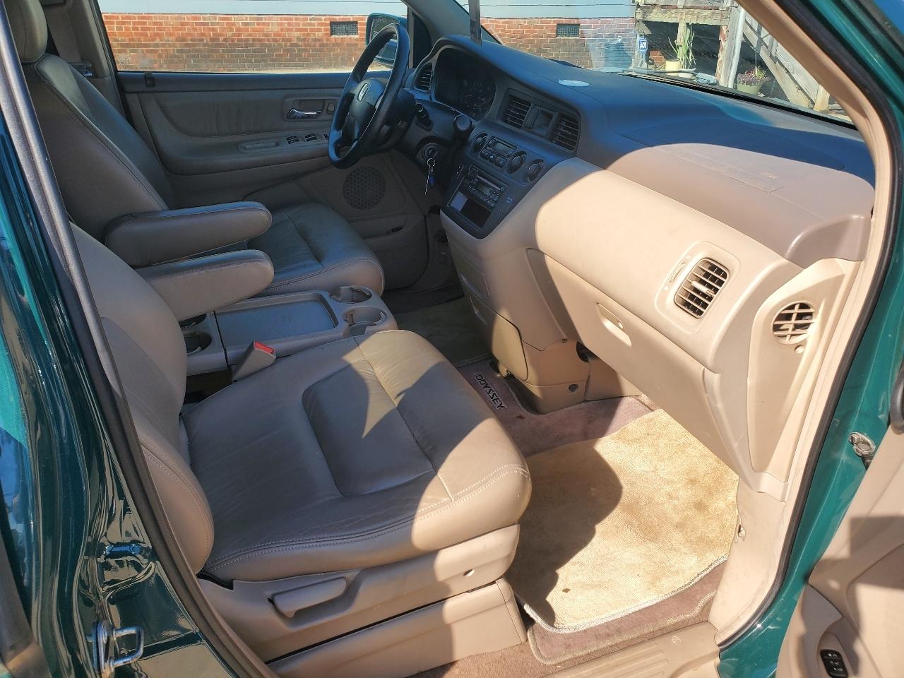 Honda Odyssey EX w/ Leather 2003