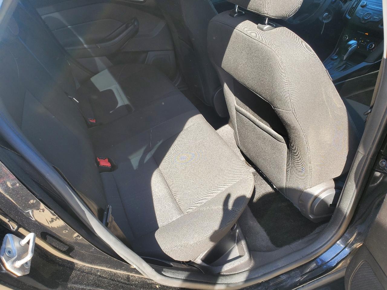 Ford Focus SE Sedan 2015