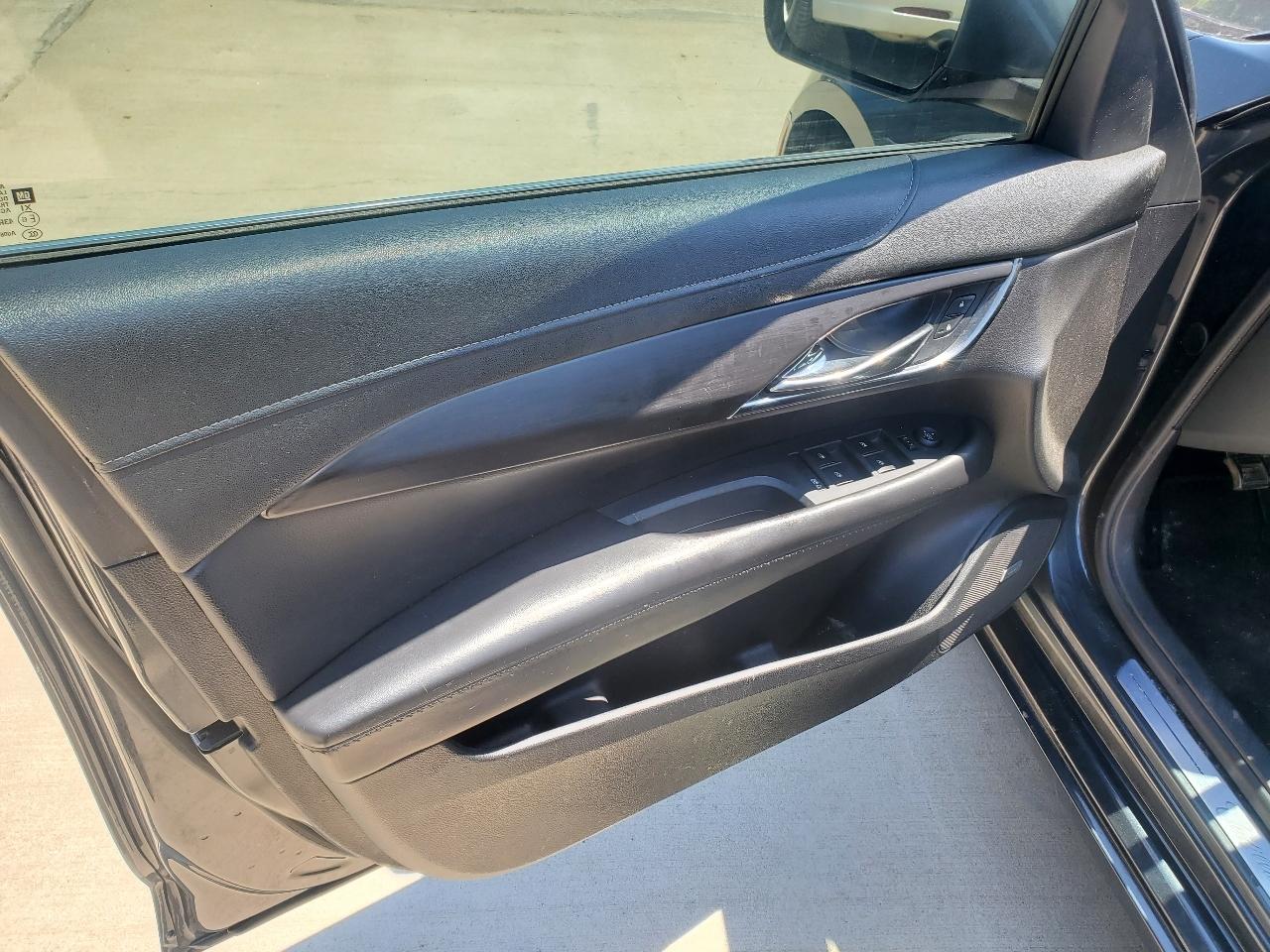 Cadillac ATS 2.5L Standard RWD 2014