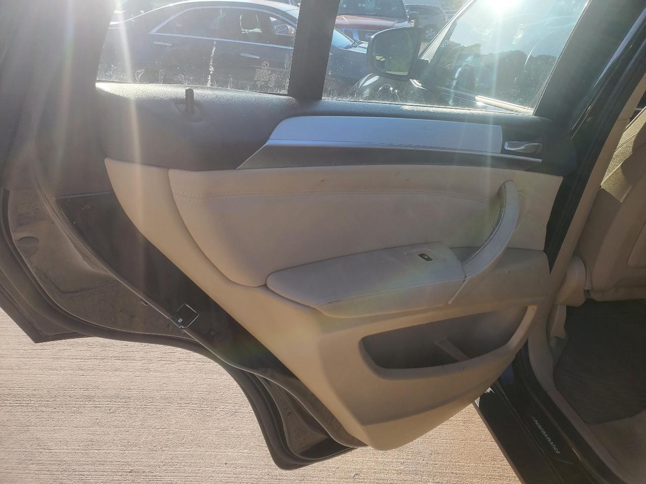 BMW X5 xDrive35i 2012