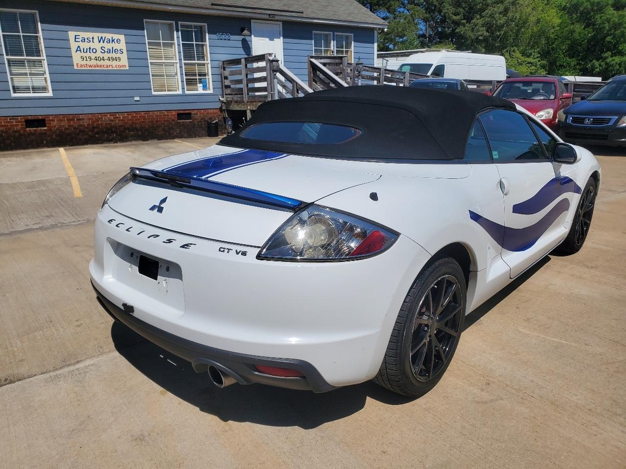 Mitsubishi Eclipse GT Spyder 2011
