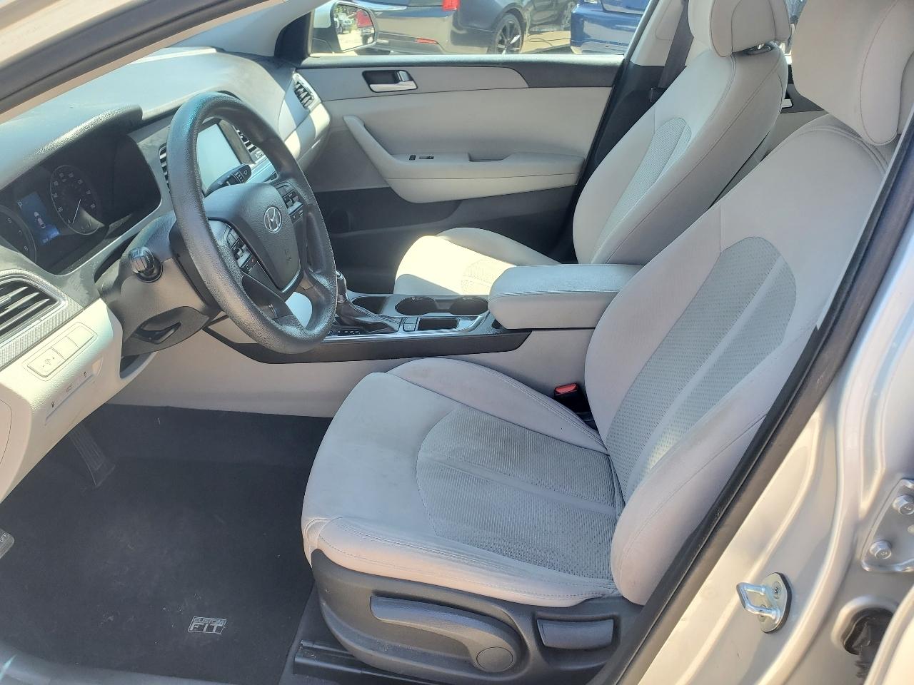 Hyundai Sonata SE 2016