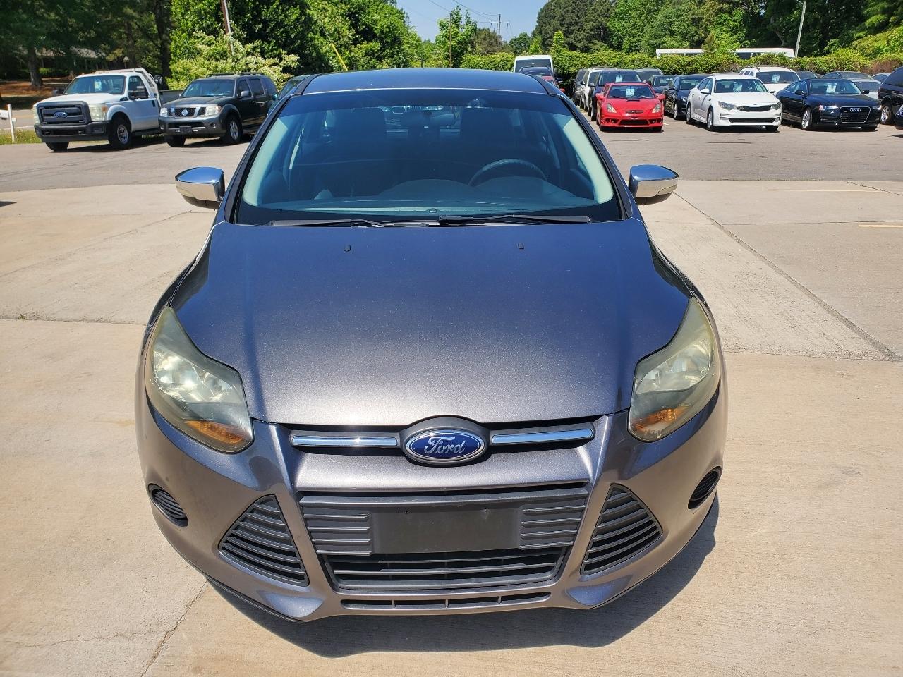 Ford Focus SE Hatch 2014