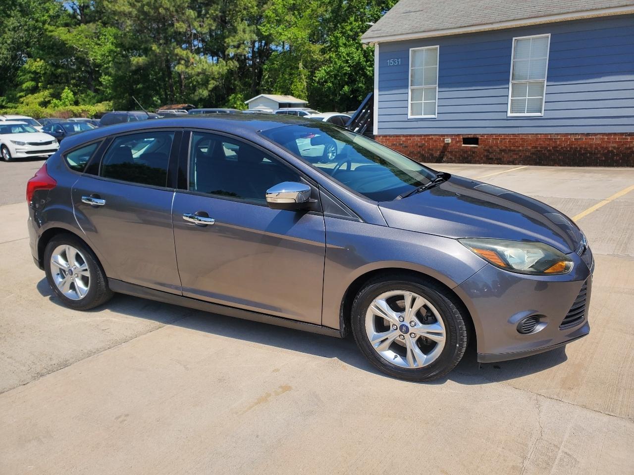 Ford Focus SE Hatch 2014
