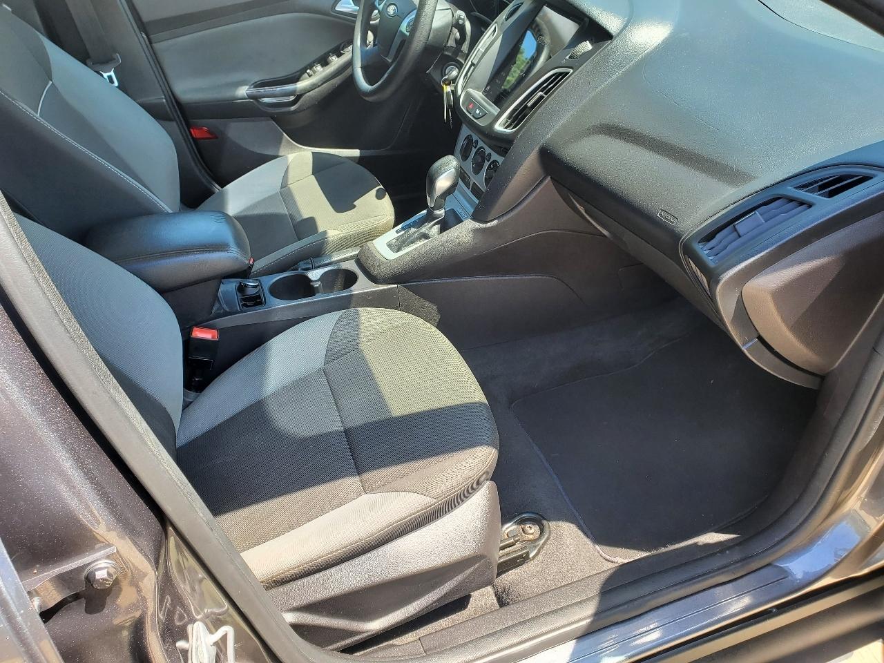 Ford Focus SE Hatch 2014