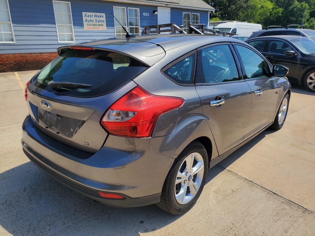Ford Focus SE Hatch 2014