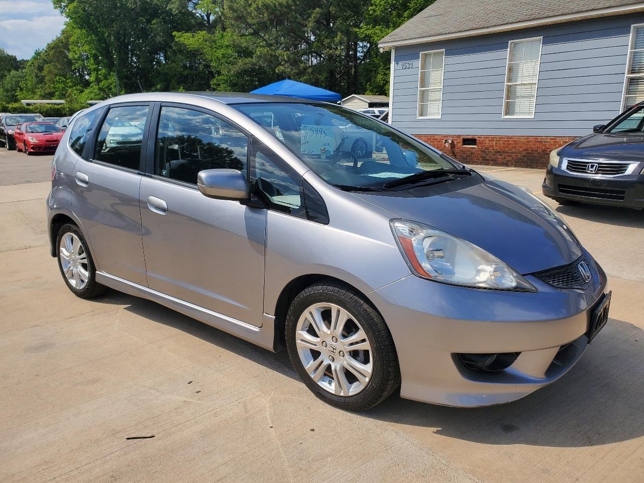 Honda Fit Sport 5-Speed MT 2009