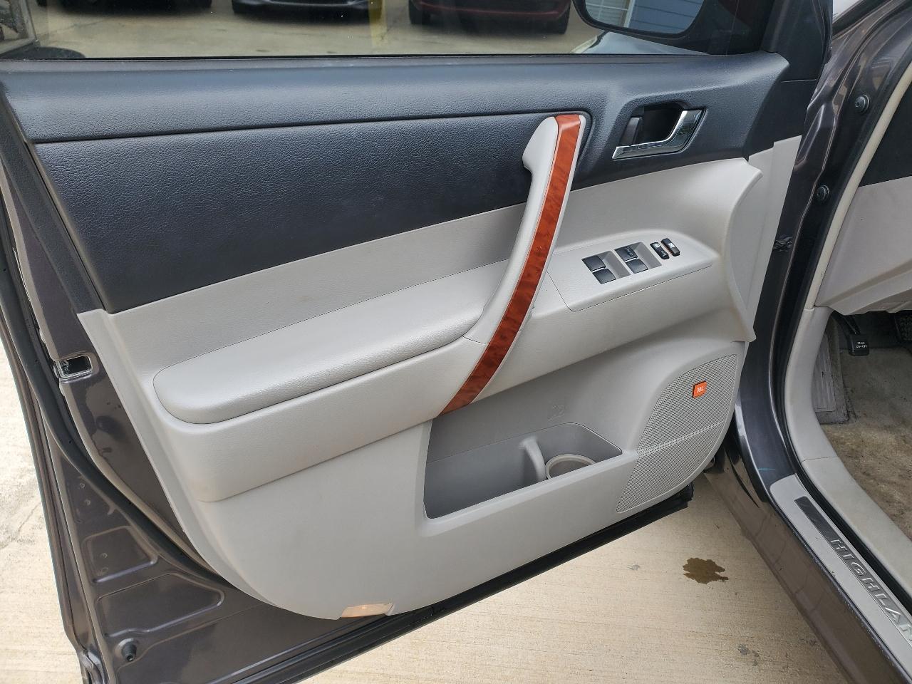 Toyota Highlander Limited 4WD 2008