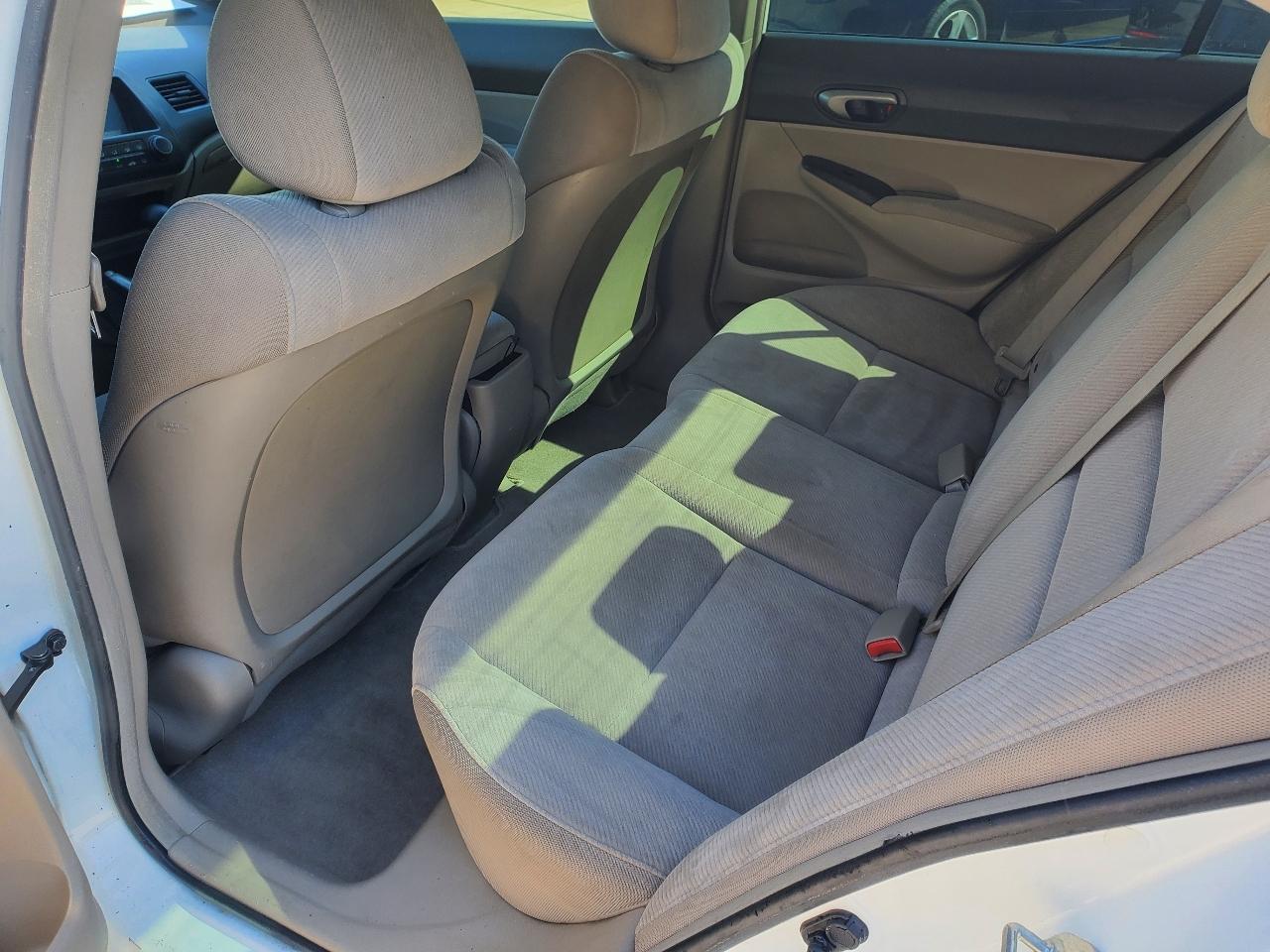 Honda Civic 4dr Sdn LX Auto 2011