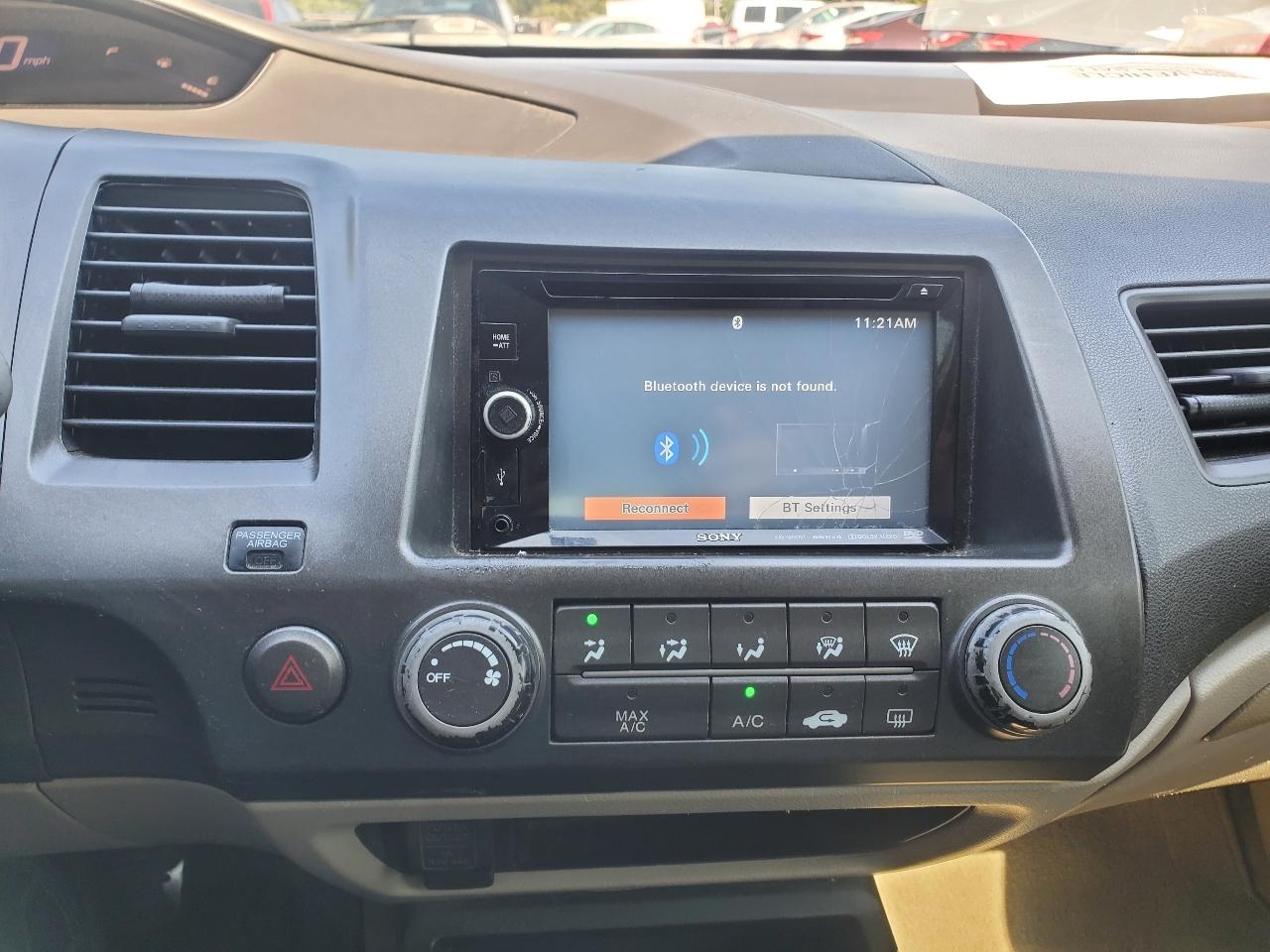 Honda Civic 4dr Sdn LX Auto 2011