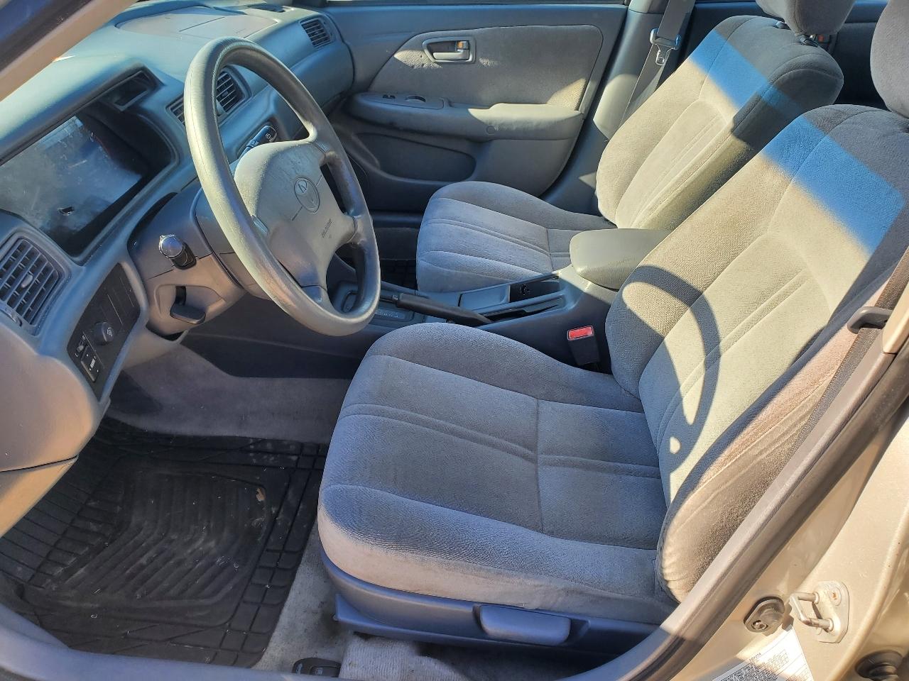 Toyota Camry 4dr Sdn CE Auto 2000