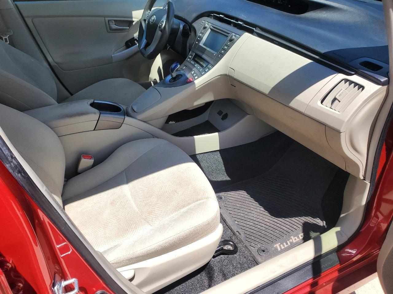 Toyota Prius Four 2015