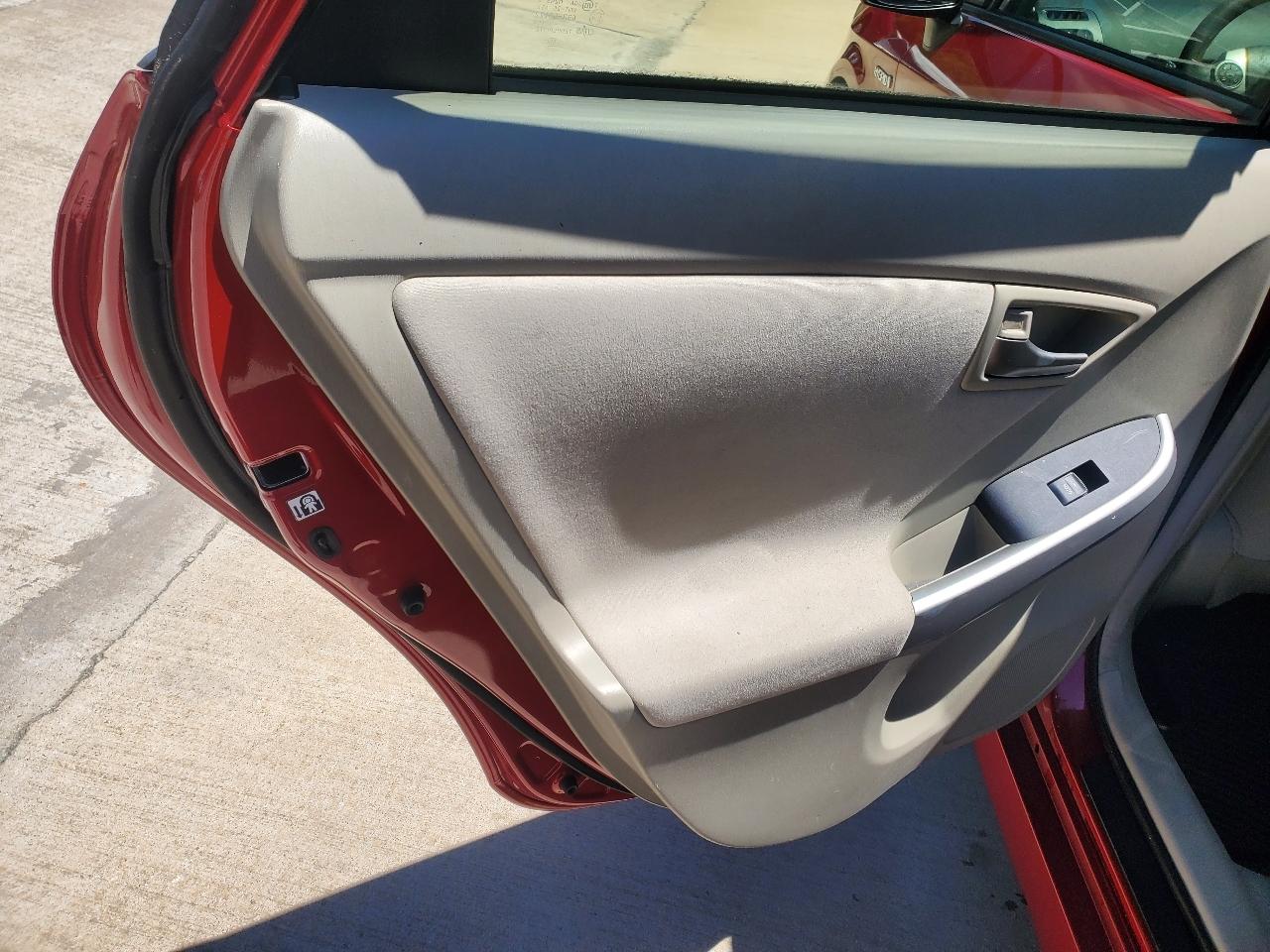 Toyota Prius Four 2015