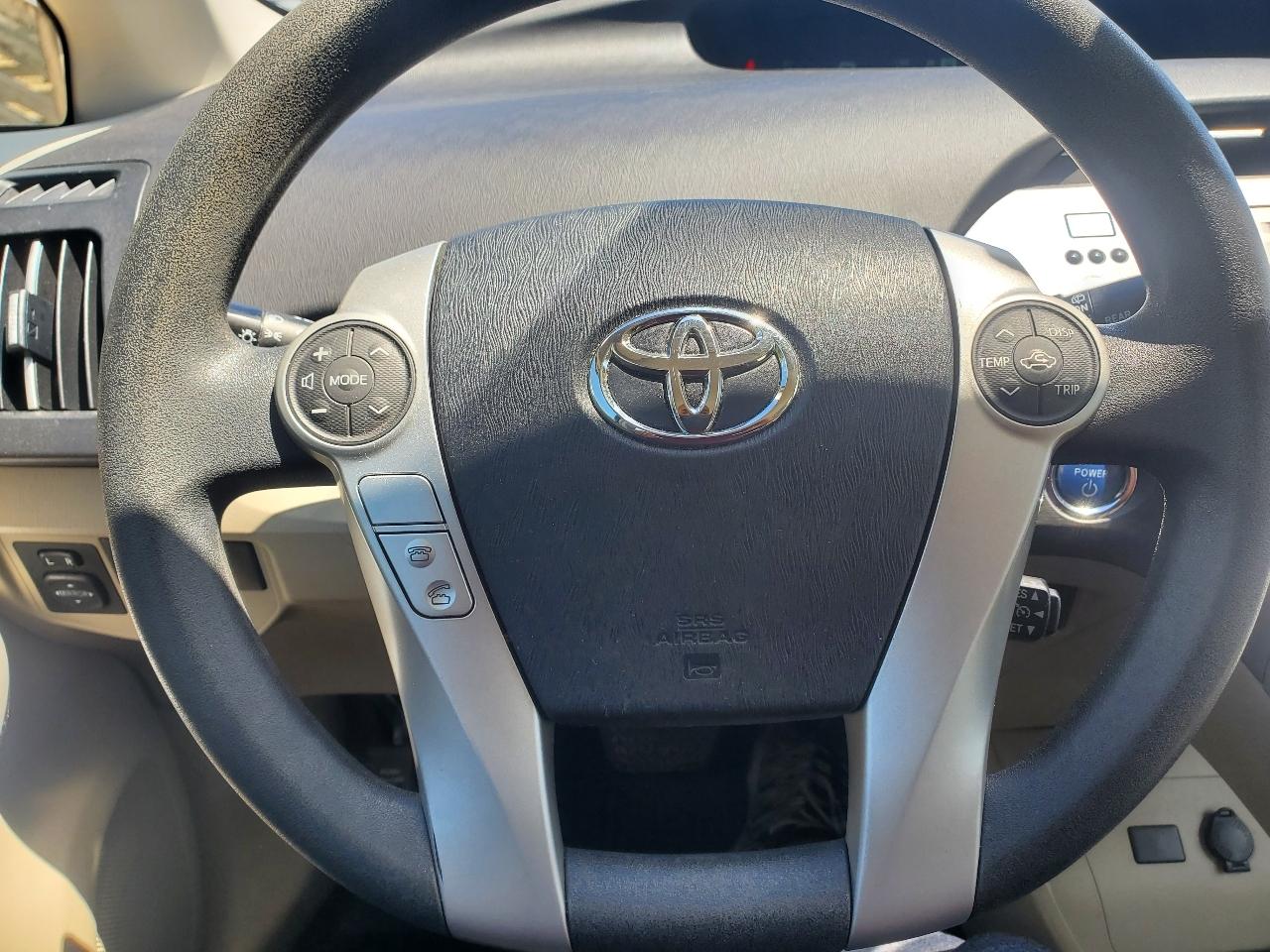 Toyota Prius Four 2015