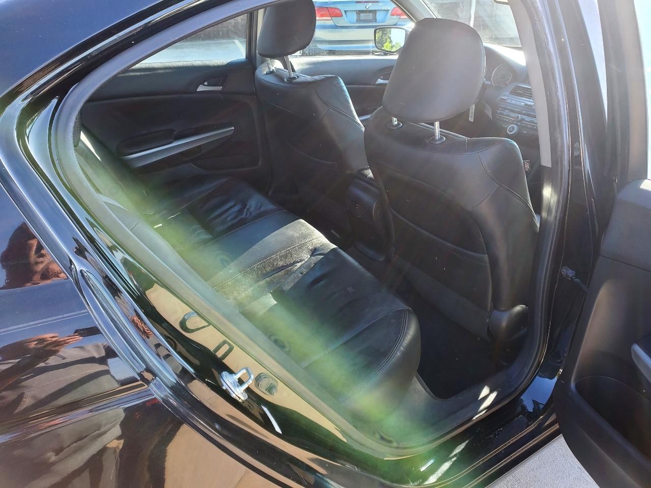 Honda Accord EX-L Sedan AT 2010