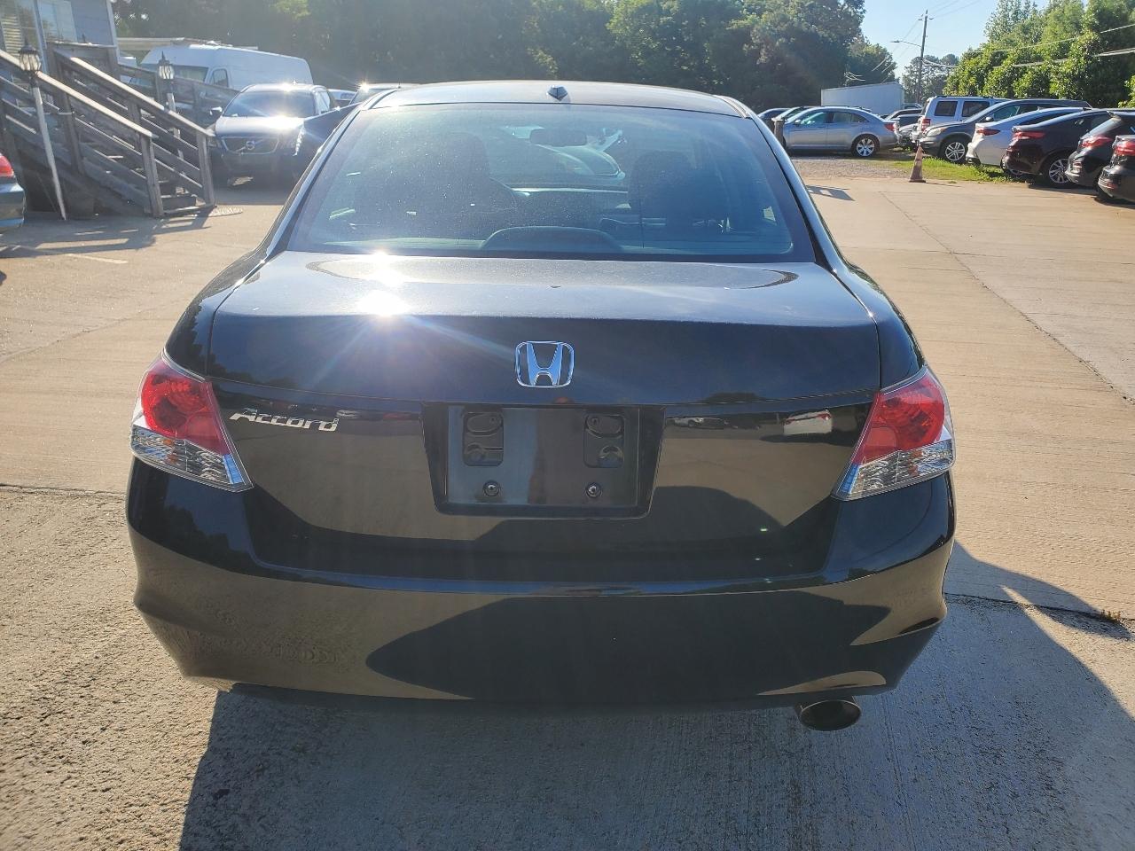 Honda Accord EX-L Sedan AT 2010