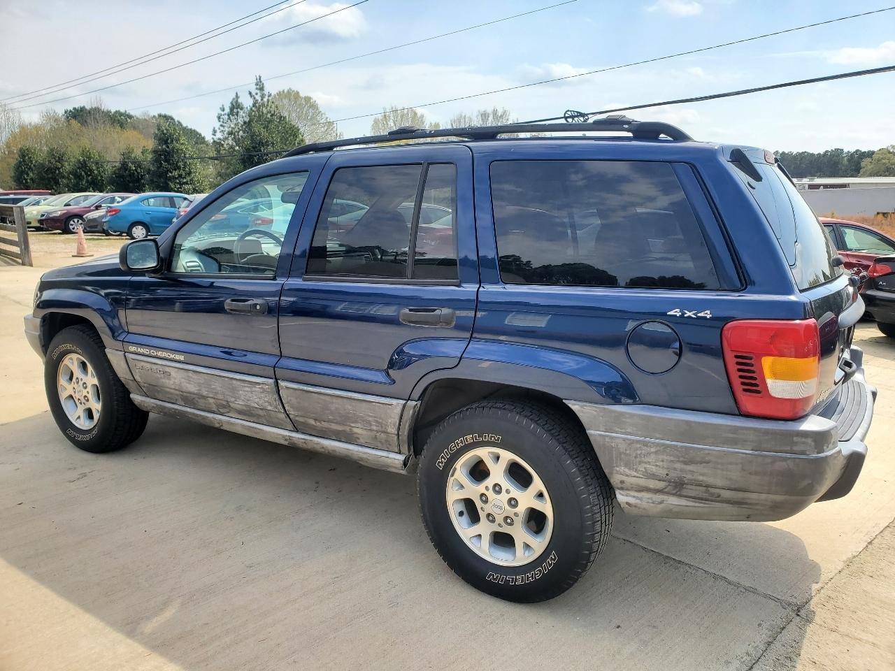 Jeep Grand Cherokee Laredo 4WD 2000