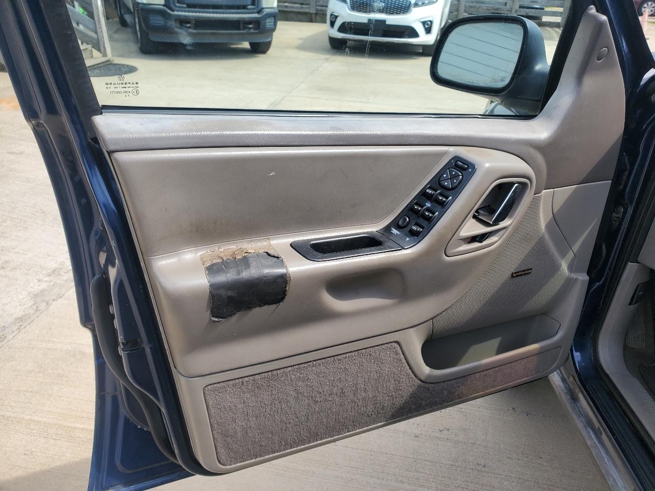 Jeep Grand Cherokee Laredo 4WD 2000