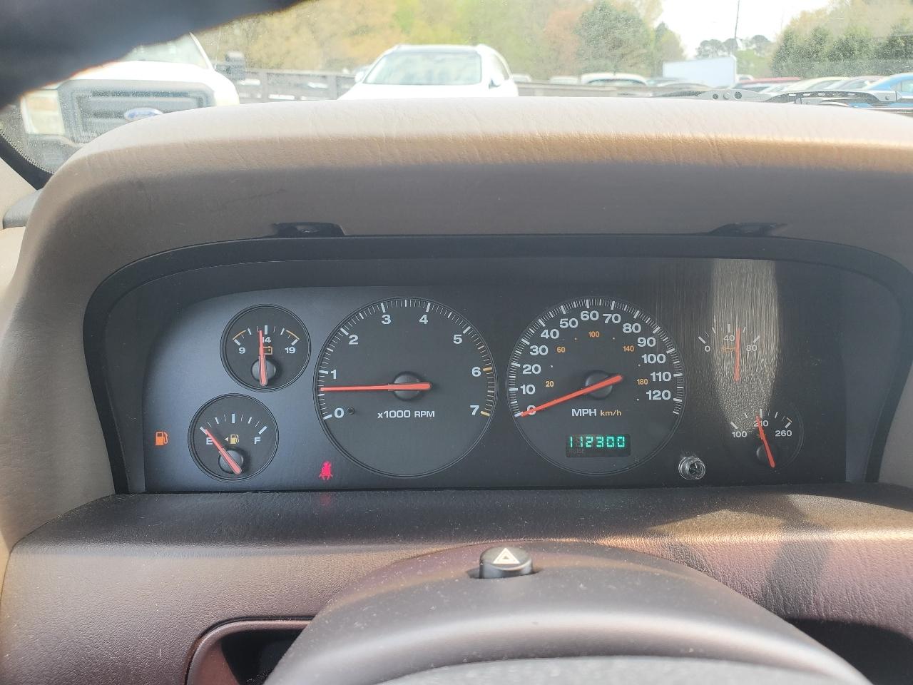 Jeep Grand Cherokee Laredo 4WD 2000