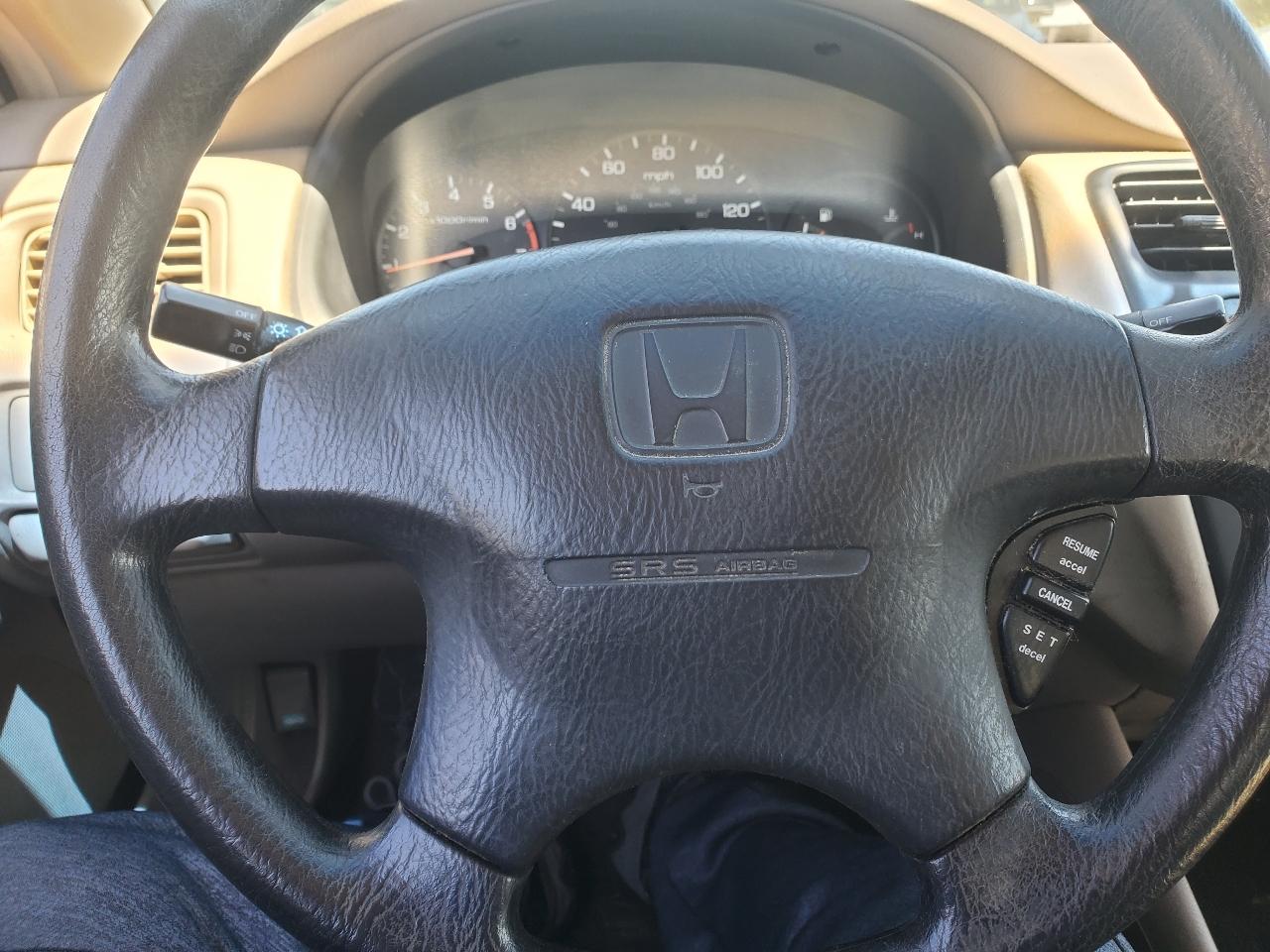 Honda Accord LX coupe 2000