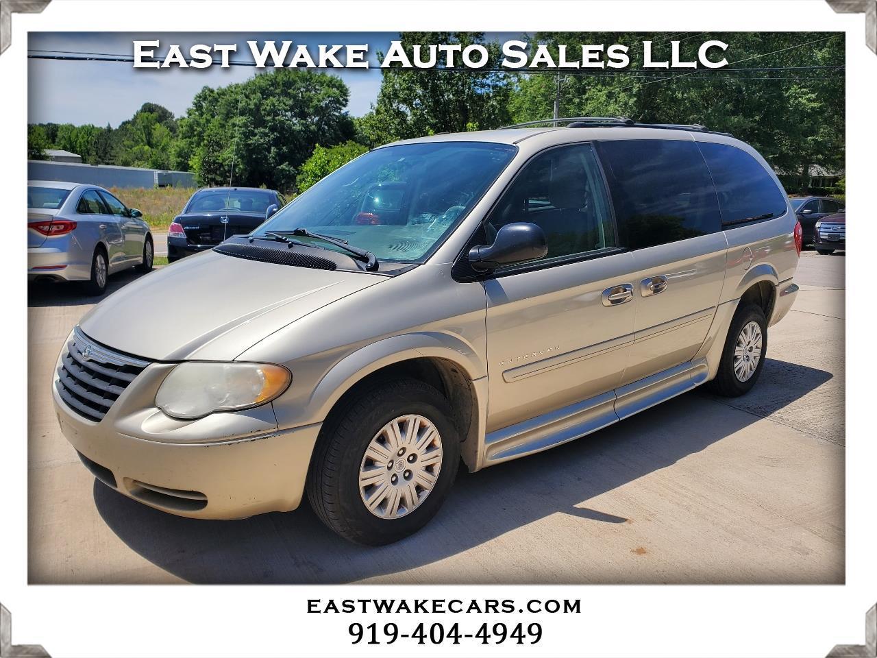 Chrysler Town & Country  2005