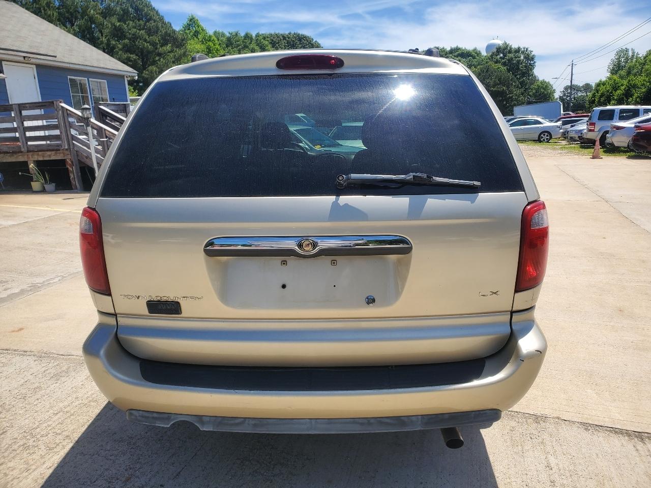 Chrysler Town & Country  2005