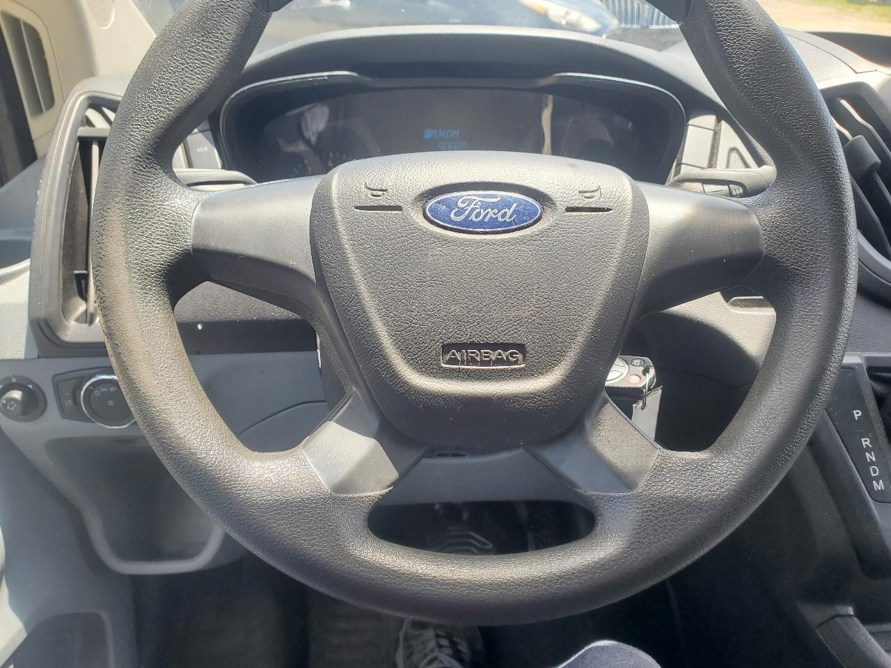 Ford Transit 350 Van Med. Roof w/Sliding Pass. 148-in. WB 2018