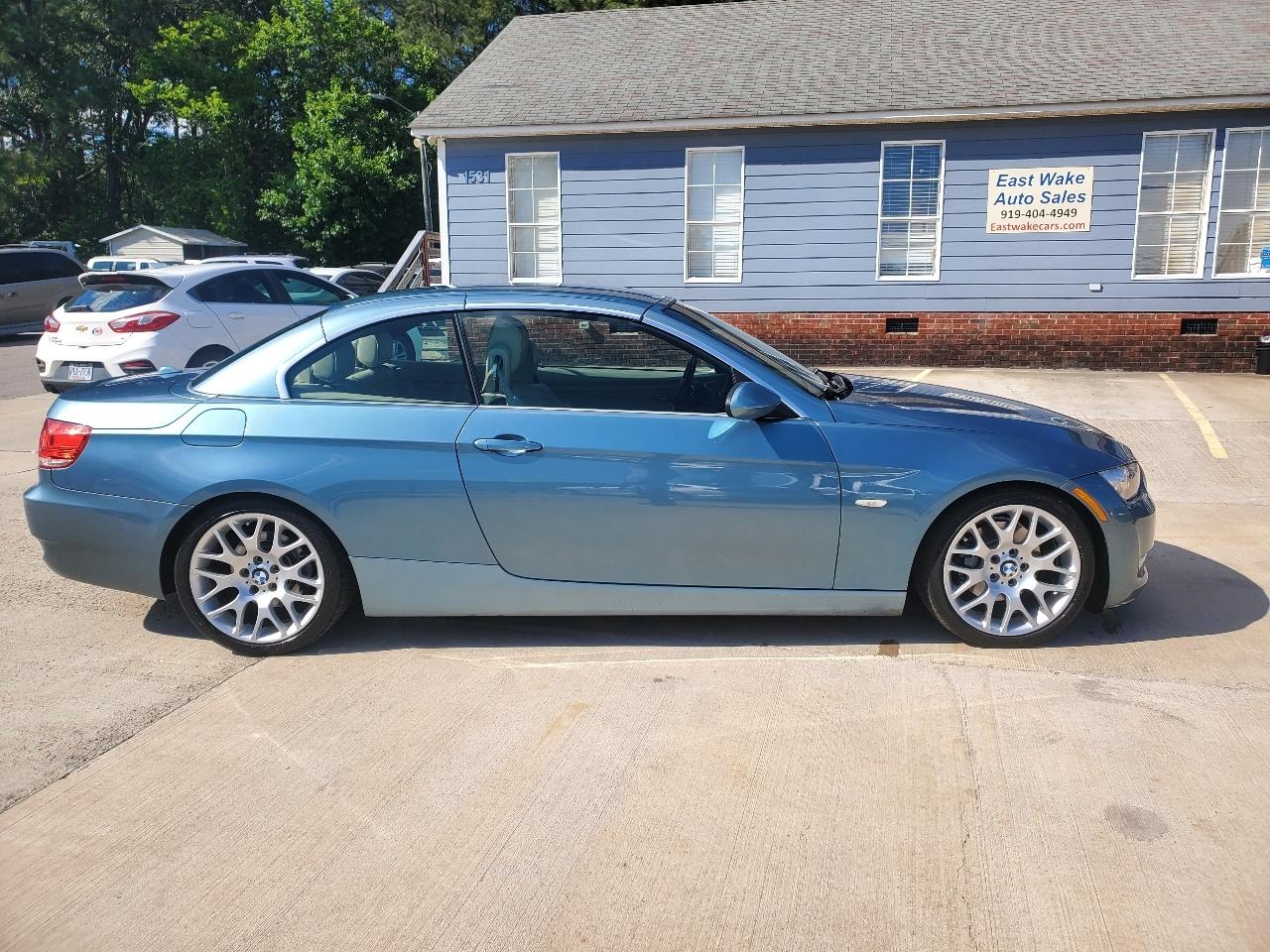 BMW 3-Series 328i Convertible 2008