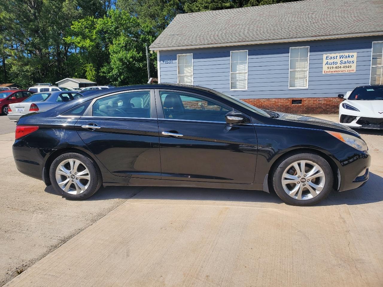 Hyundai Sonata Limited 2011