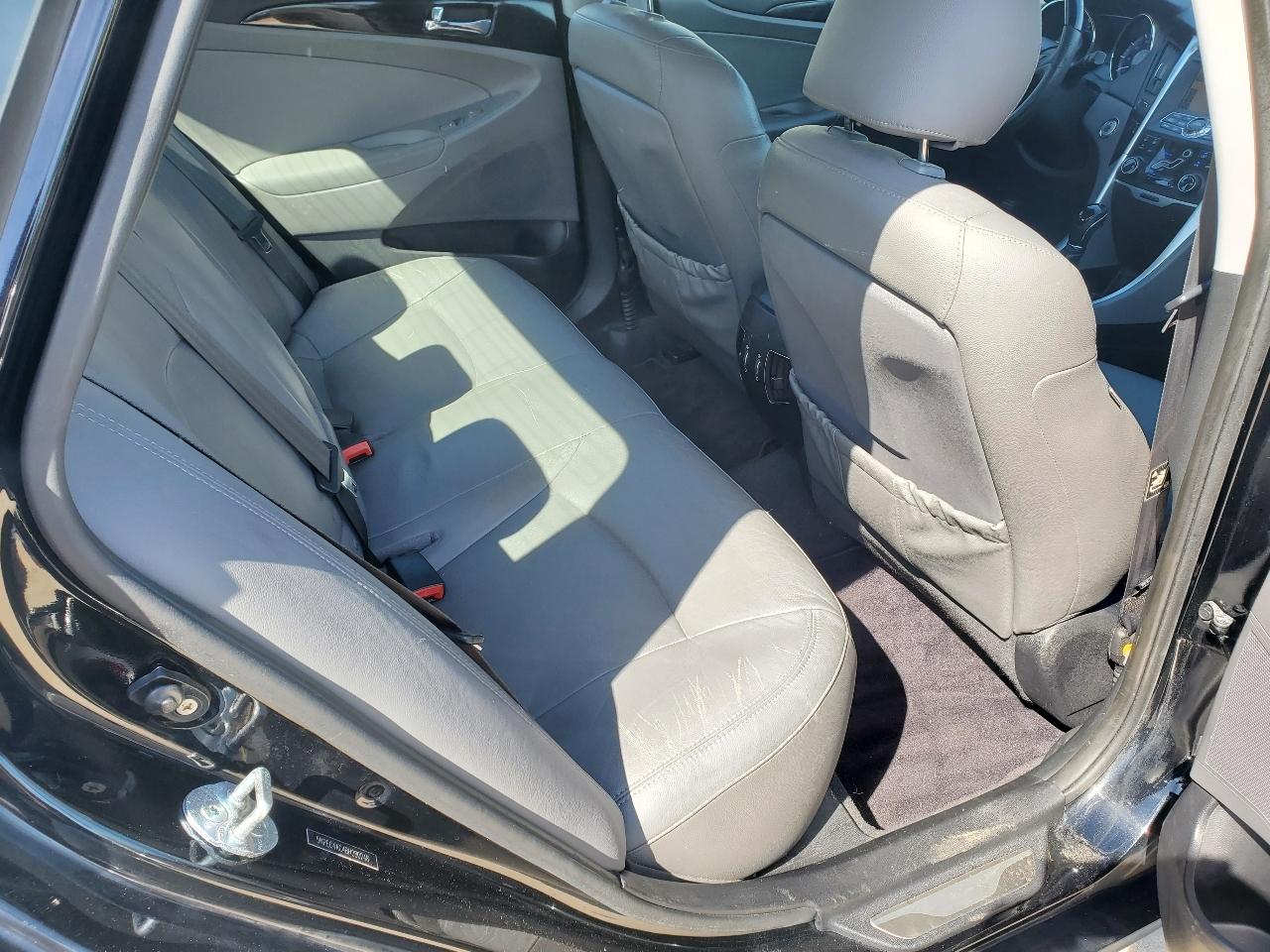 Hyundai Sonata Limited 2011