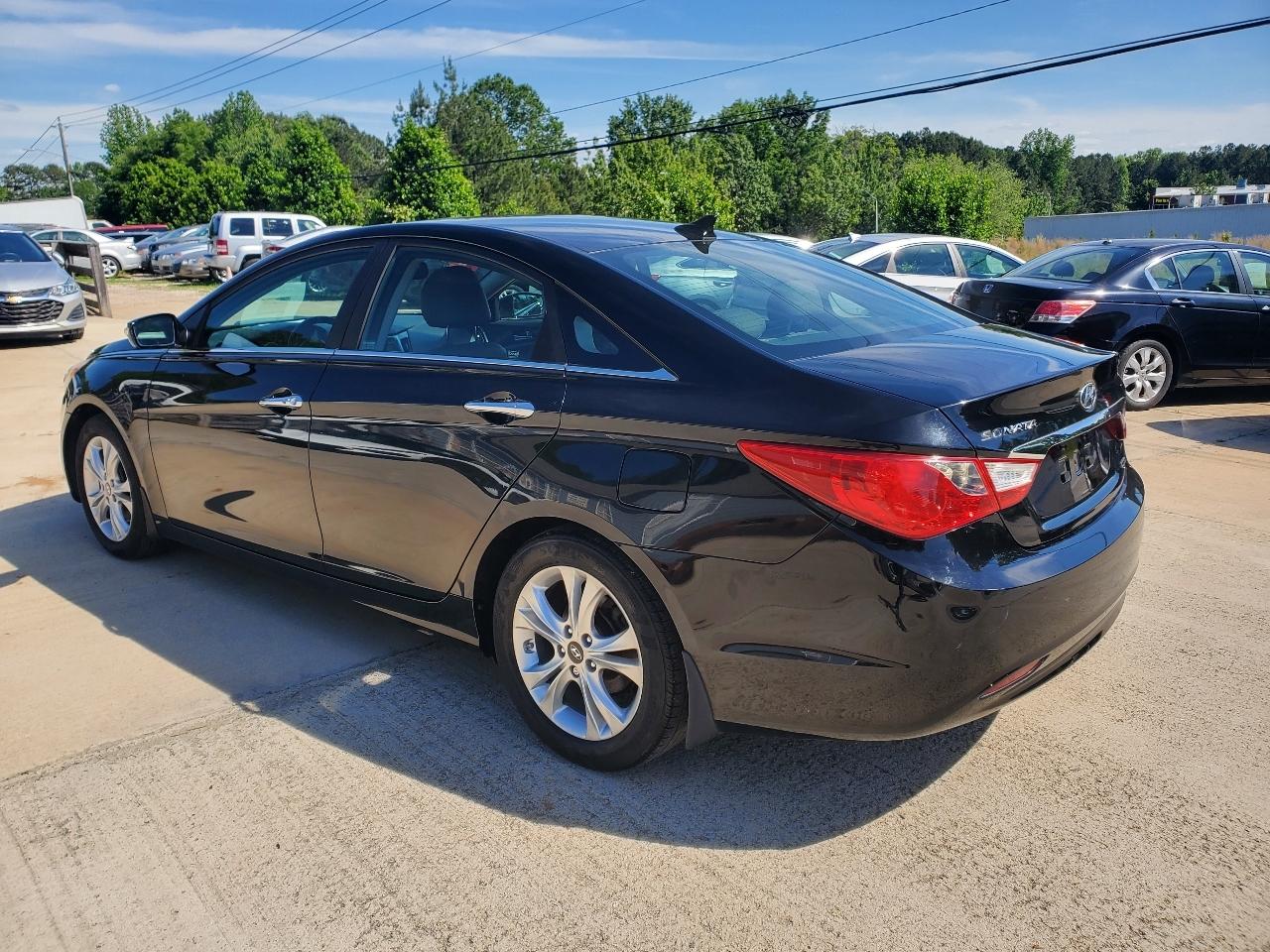 Hyundai Sonata Limited 2011