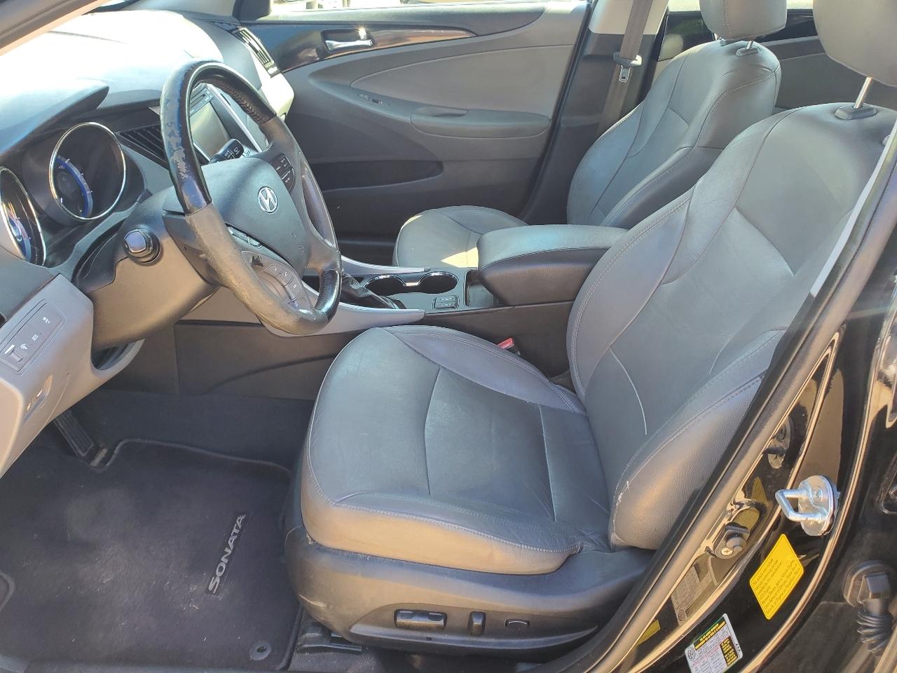 Hyundai Sonata Limited 2011