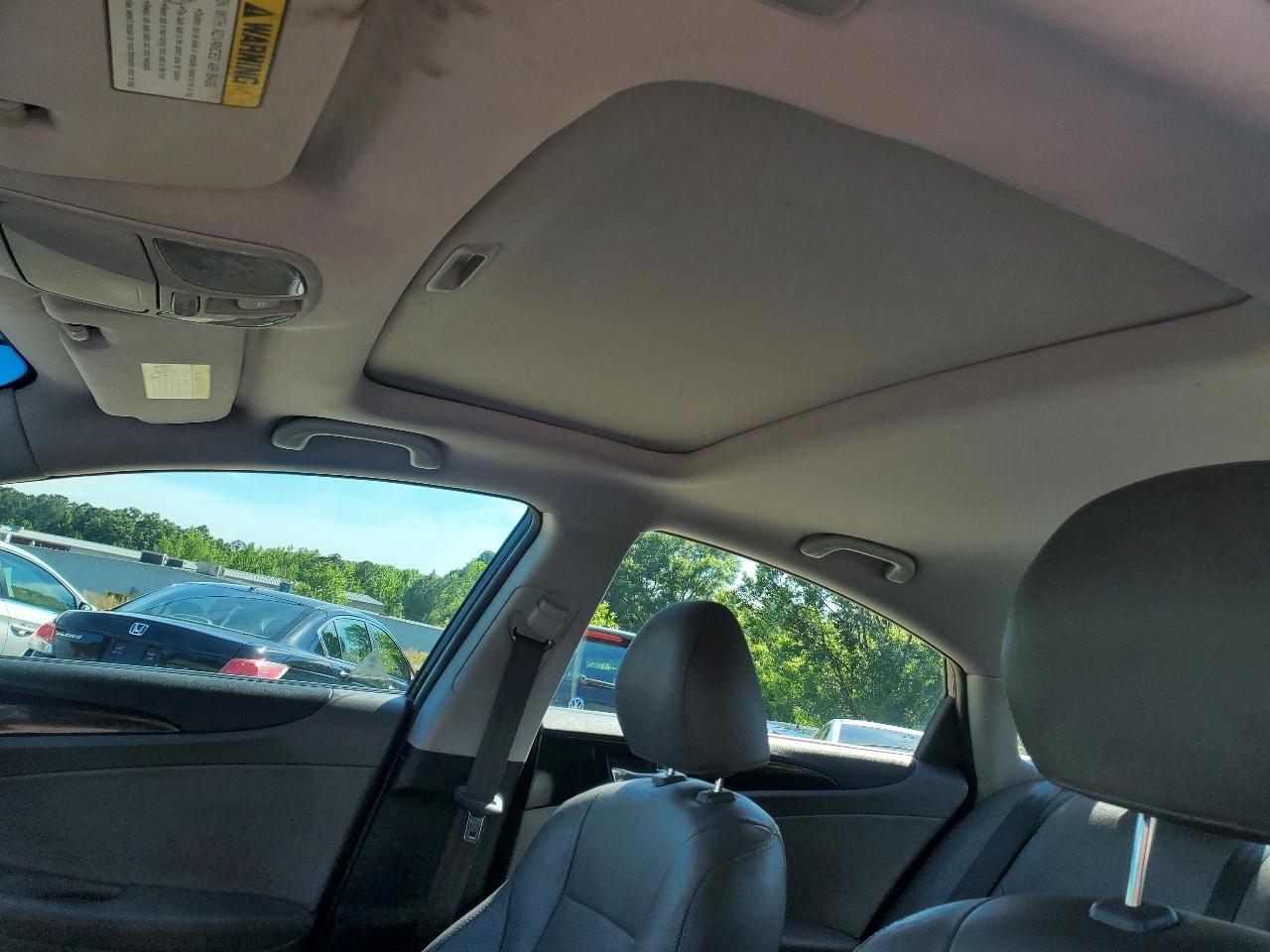 Hyundai Sonata Limited 2011