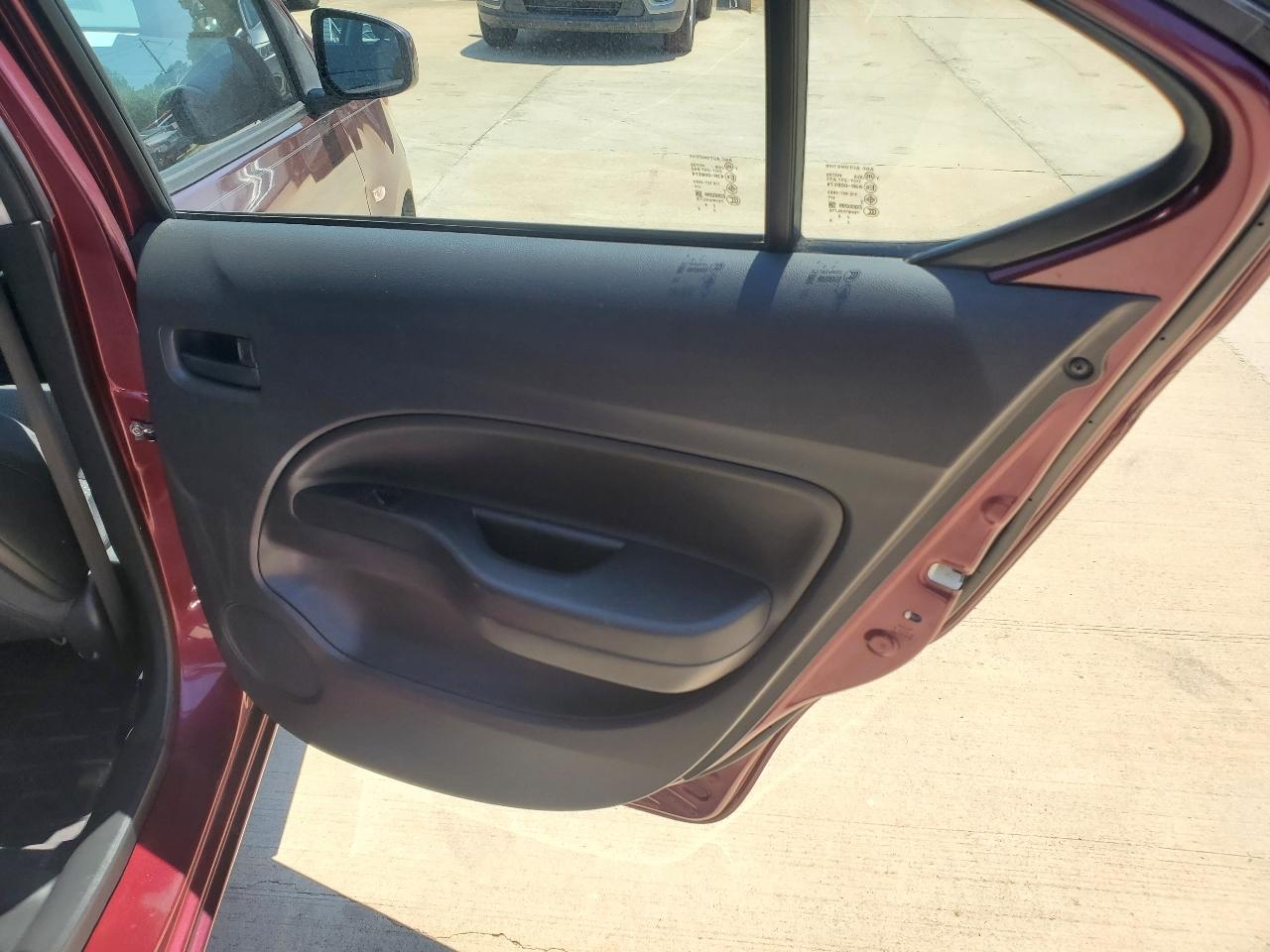 Mitsubishi Mirage G4 ES 2017