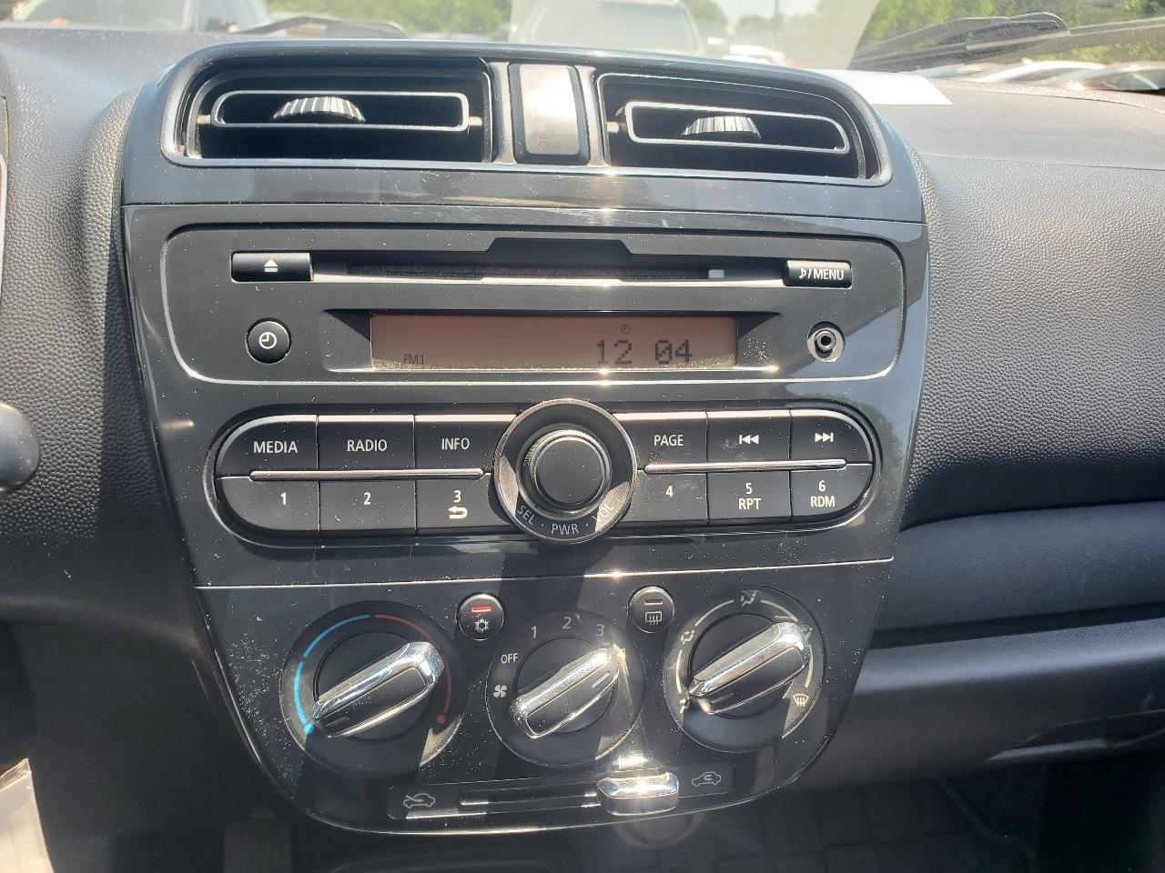 Mitsubishi Mirage G4 ES 2017