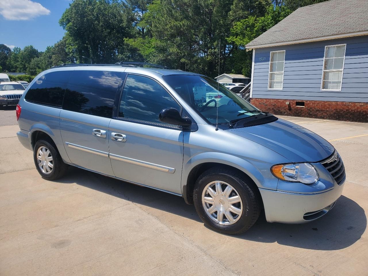 Chrysler Town & Country Touring 2005