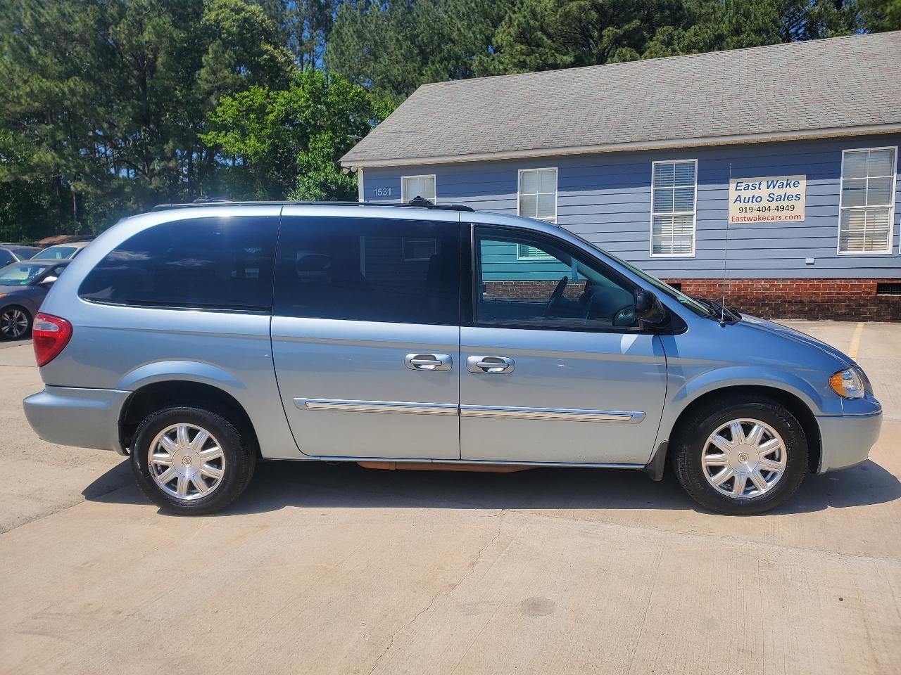 Chrysler Town & Country Touring 2005